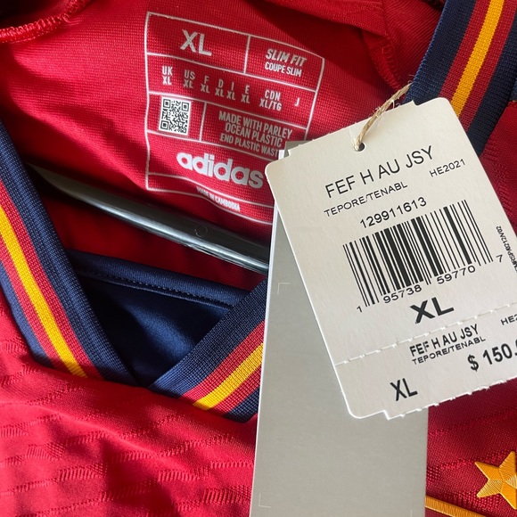 Authentic Adidas Game Official 2022 Spain Home Jersey - Picture 2 of 3